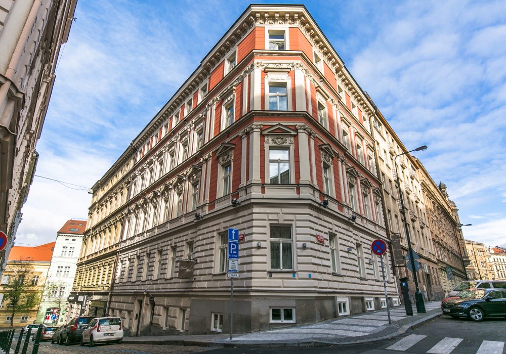 Corner View