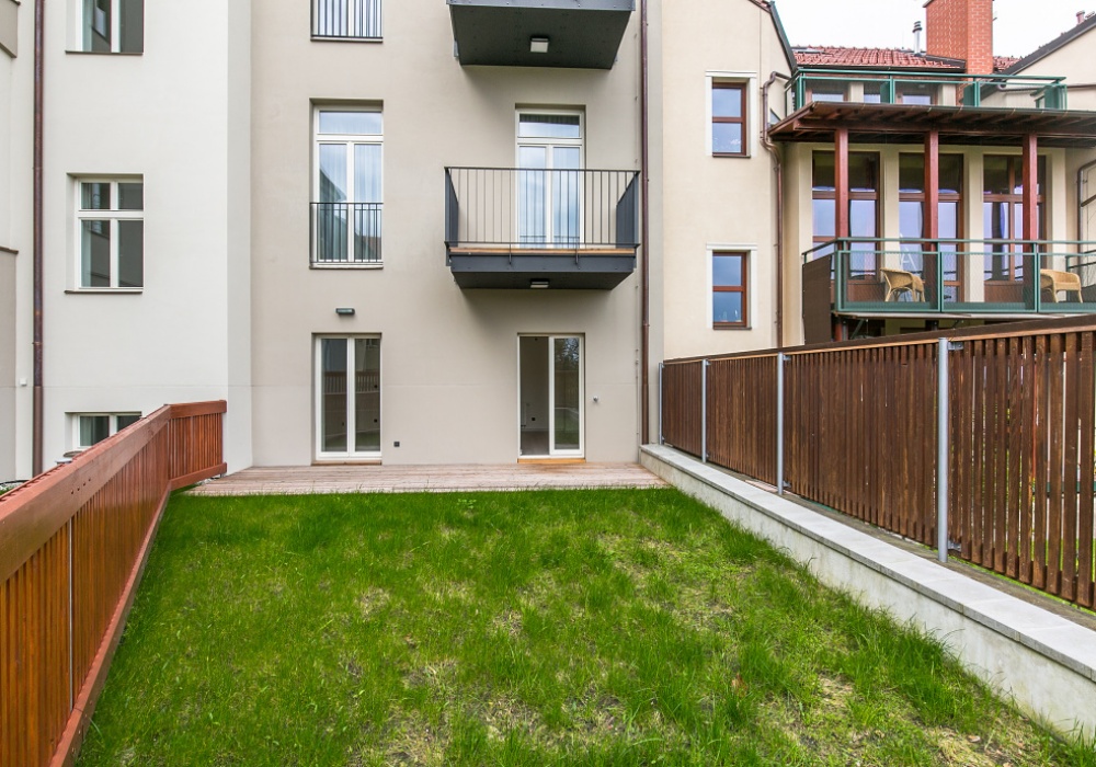 Garden with terrace